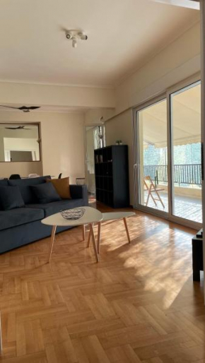 Familie appartement ruim en licht centrum Athene